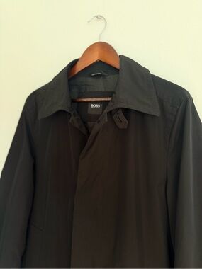 Like NEW Hugo Boss Weatherproof Black Men's Trench Coat